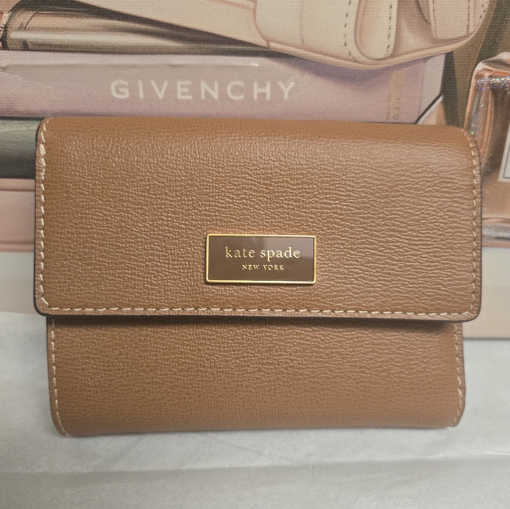 Kate Spade Katy Bifold Flap Wallet NWT - Picture 2 of 5